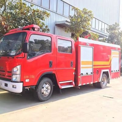 ISUZU 4X2 700P İtfaiye Kamyonu Küçük Yangın Kurtarma Kamyonu 4cbm 5cbm