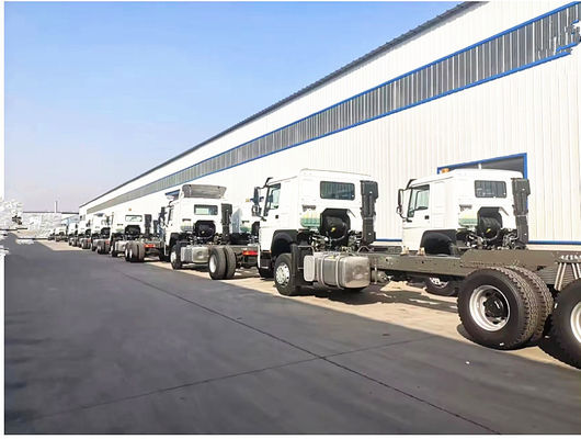 Çin Howo 4x2 130hp 6 Ton Sinotruk Hafif Kamyon Mini Kargo Küçük Çöp Kamyonu Tipper Kamyon Fabrika Fiyatı