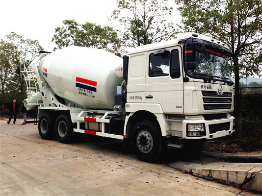 Ağır Görevli Özel Amaçlı Kamyonlar Çimento Beton Karıştırıcı Kamyon 10M3 15M3 20M3