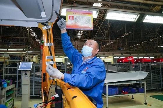 Shacman kamyon yedek parçaları DZ93189723020 Sağ far F3000 ağır kamyon yedek parçaları