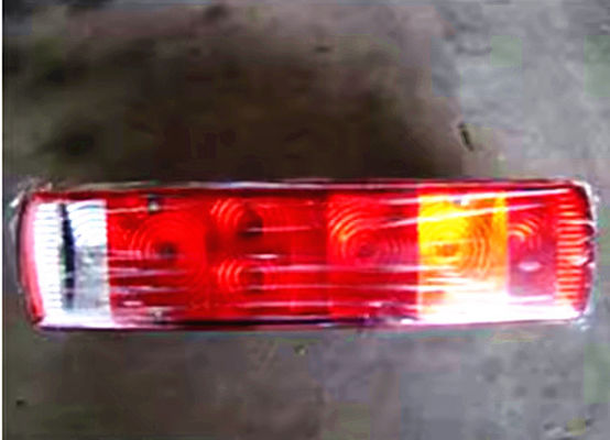 Sinotruk Howo Shacman kamyon yedek parçaları kombinasyon arka ışık AZ9719810001