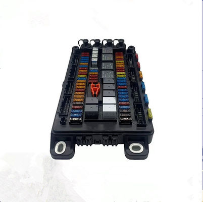 Shacman Truck Parçaları Merkezi Elektrik Kurulum Plakası DZ93189584400 Orijinal Fabrika için Kabin Sigorta Kutusu