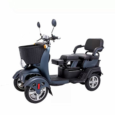 Ev halkı dört tekerlekli elektrikli araç küçük scooter yetişkinler ve yaşlılar için üç koltuklu ayarlanabilir elektrikli araç