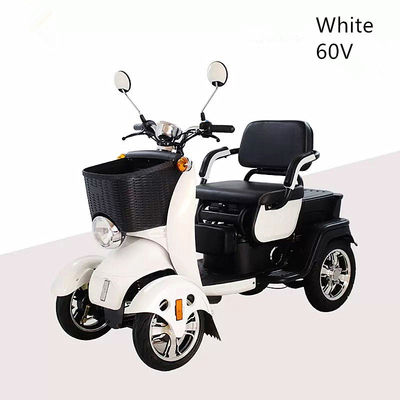 Ev halkı dört tekerlekli elektrikli araç küçük scooter yetişkinler ve yaşlılar için üç koltuklu ayarlanabilir elektrikli araç